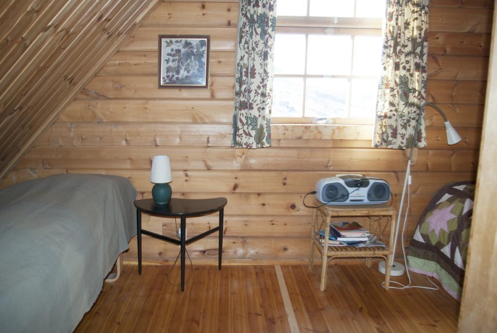 Vindheimar - Great View - Hot Tub Holiday home